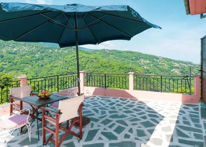 Pantheon 2 Mourésion