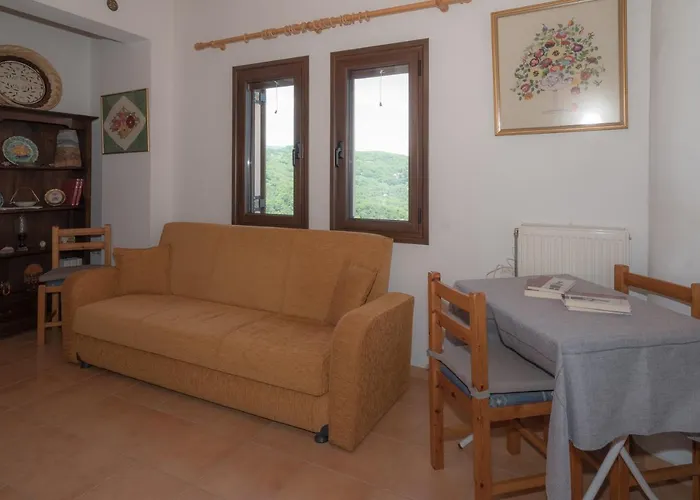 Pantheon 2 Mourésion